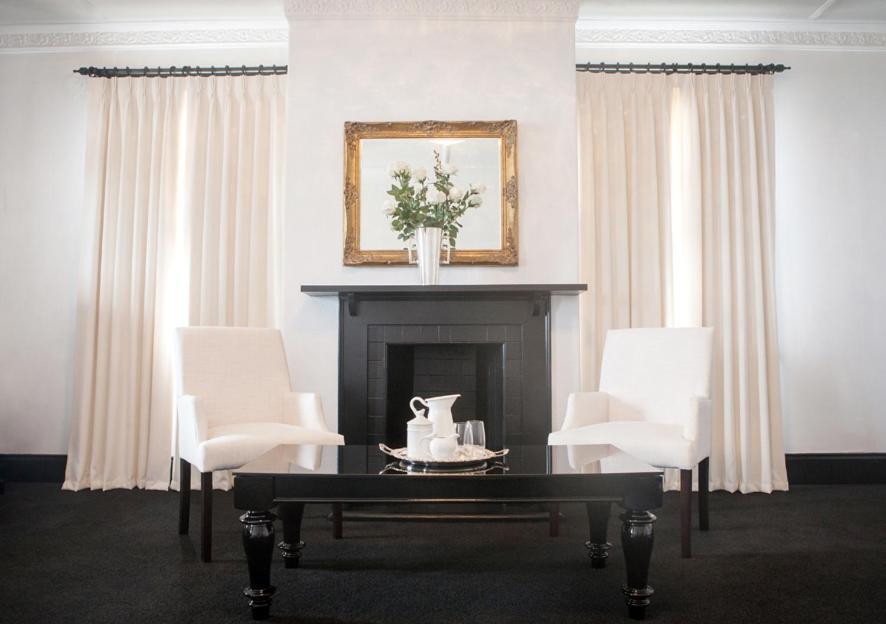 The Royal Hotel Mornington Exterior photo